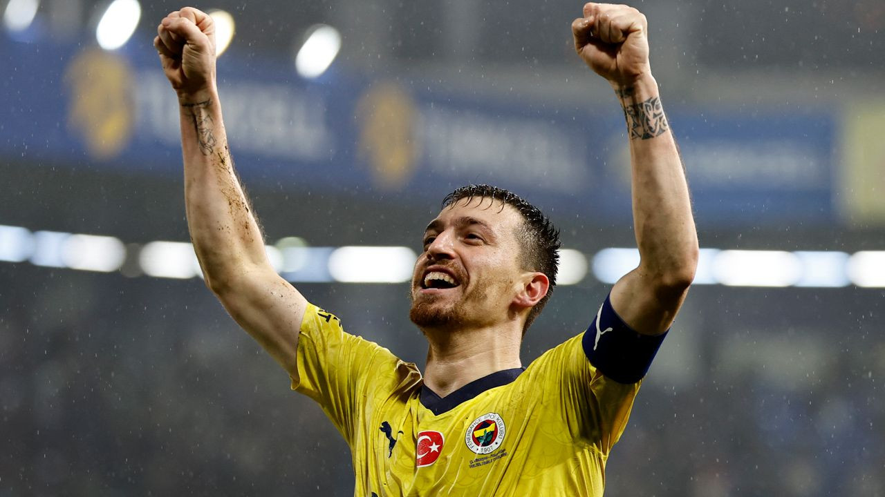 Mert Hakan Yandaş dönemi sona eriyor! İşte Fenerbahçe'de ayrılık kararı verilen 3 yıldız - Sayfa 12