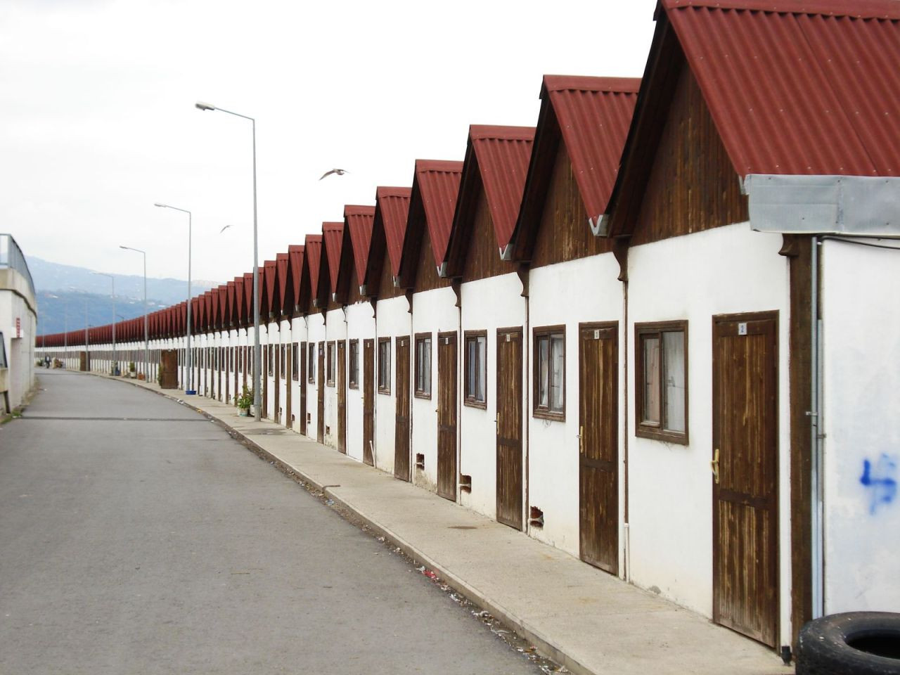 Trabzon’da balıkçı barınakları lüks villaya dönüştürülüp 7 milyon TL'ye satılıyor! Tapusuz yapılar karaborsaya düştü... - Sayfa 3