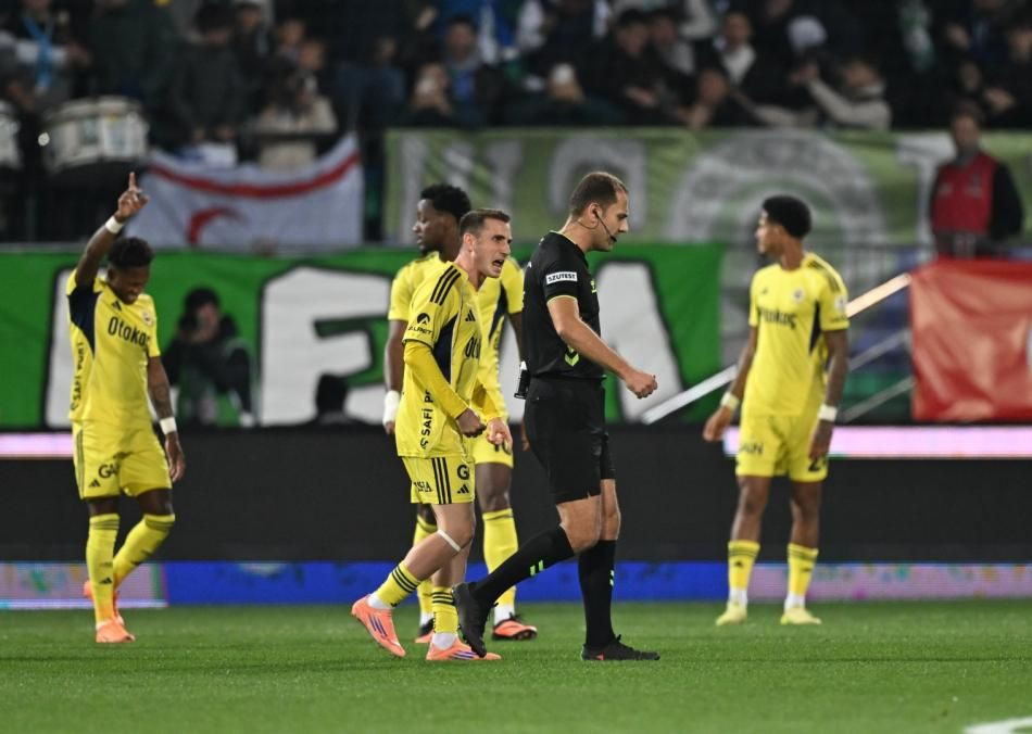Çaykur Rizespor - Fenerbahçe maçındaki hakem hatasını canlı yayında açıkladılar! Maçın kaderini değiştiren karar - Sayfa 5