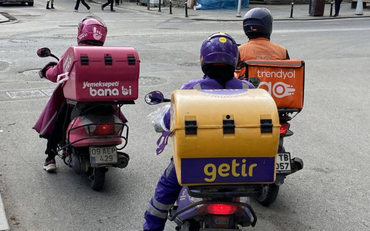 Zehirlenme vakaları paket servisleri etkiledi! Kuryelerin aylık kaybı 15 bin TL'ye ulaştı - Sayfa 1
