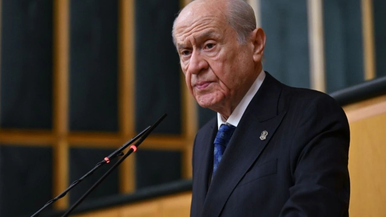 Bahçeli’nin yüzüğündeki gizli mesaj: Nal-i şerifin sırrı neyi işaret ediyor? - Sayfa 1