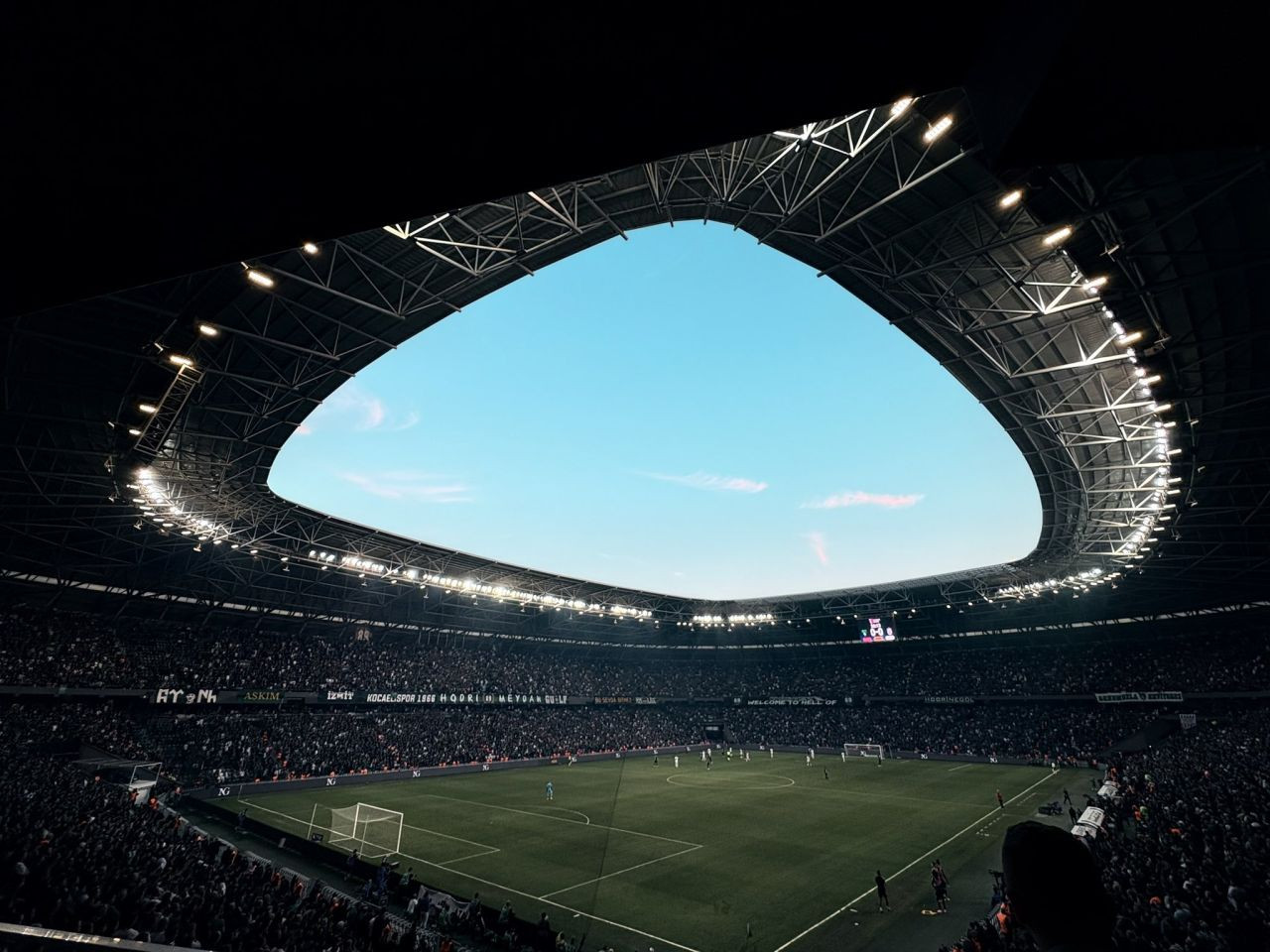 Süper Lig'de haftanın 11'i açıklandı: Fenerbahçe ve Trabzonspor damga vurdu - Sayfa 3