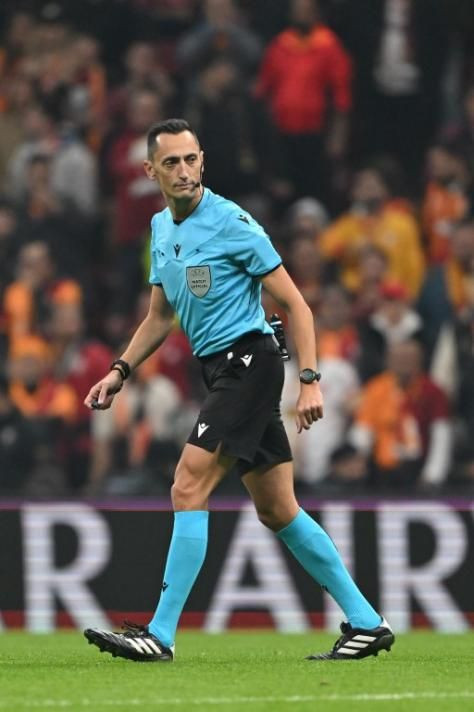 "İspanyol hakemlerin Türk futboluna karşı bir hainliği var! Belki de Atletico maçını düşünerek yaptı" Galatasaray maçı hakemi hakkında şok sözler - Sayfa 3