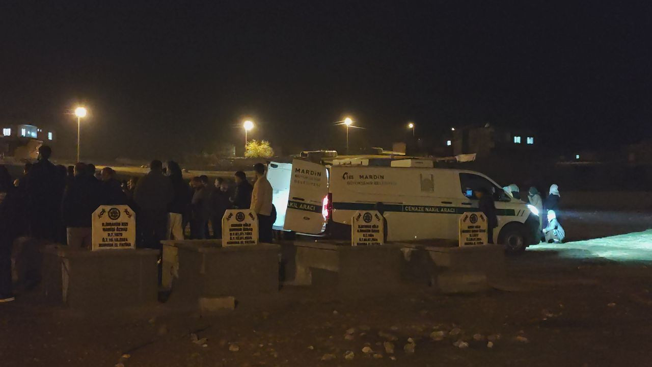 Mardin'de 3 kişilik aile katledildi: Tutuklanan komşunun kan donduran ifadesi ortaya çıktı! ''Eşini ve kızını öldürüp intihar etti'' - Sayfa 4