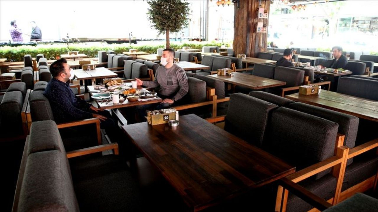 Bakanlık harekete geçti! Kafe ve restoranlarda zorunlu servis ücreti dönemi bitiyor - Sayfa 1