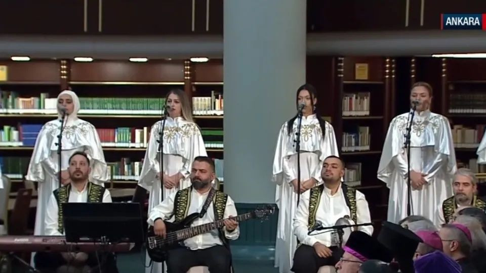 Papa ziyaretiyle ilgili 10 büyük yalan! Kurgulanan senaryolar çöktü: İşte tüm iddialar ve gerçekler - Sayfa 11