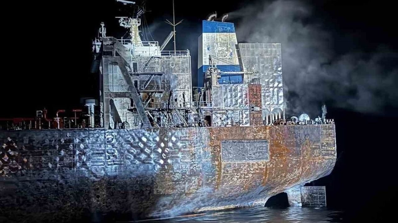 Karadeniz’de dehşet! KAIROS gemisindeki facia kontrol altına alındı: Patlamanın ardından geriye kala kala kömürleşmiş bir gövde kaldı! - Sayfa 2