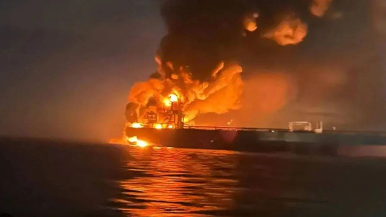 Karadeniz’de dehşet! KAIROS gemisindeki facia kontrol altına alındı: Patlamanın ardından geriye kala kala kömürleşmiş bir gövde kaldı! - Sayfa 1