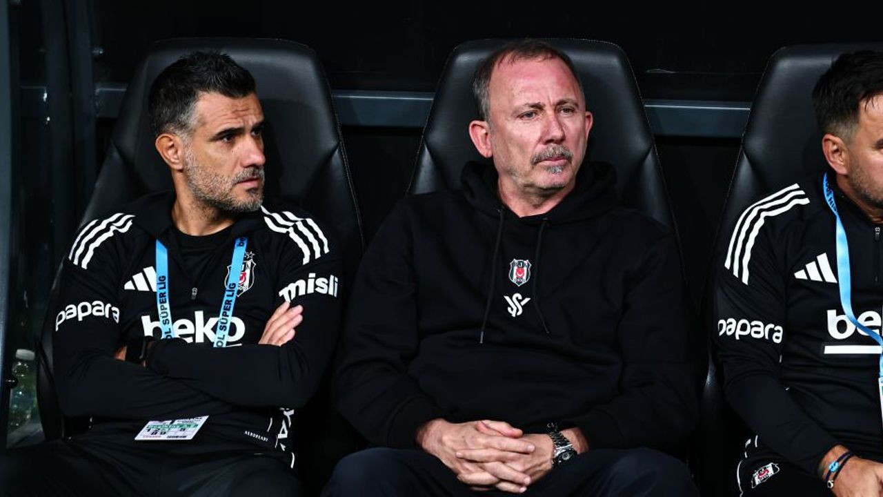 Beşiktaş'ın Fatih Karagümrük maçı ilk 11'i belli oldu! Sergen Yalçın ipleri kopardı, Abraham kadroda yok - Sayfa 6