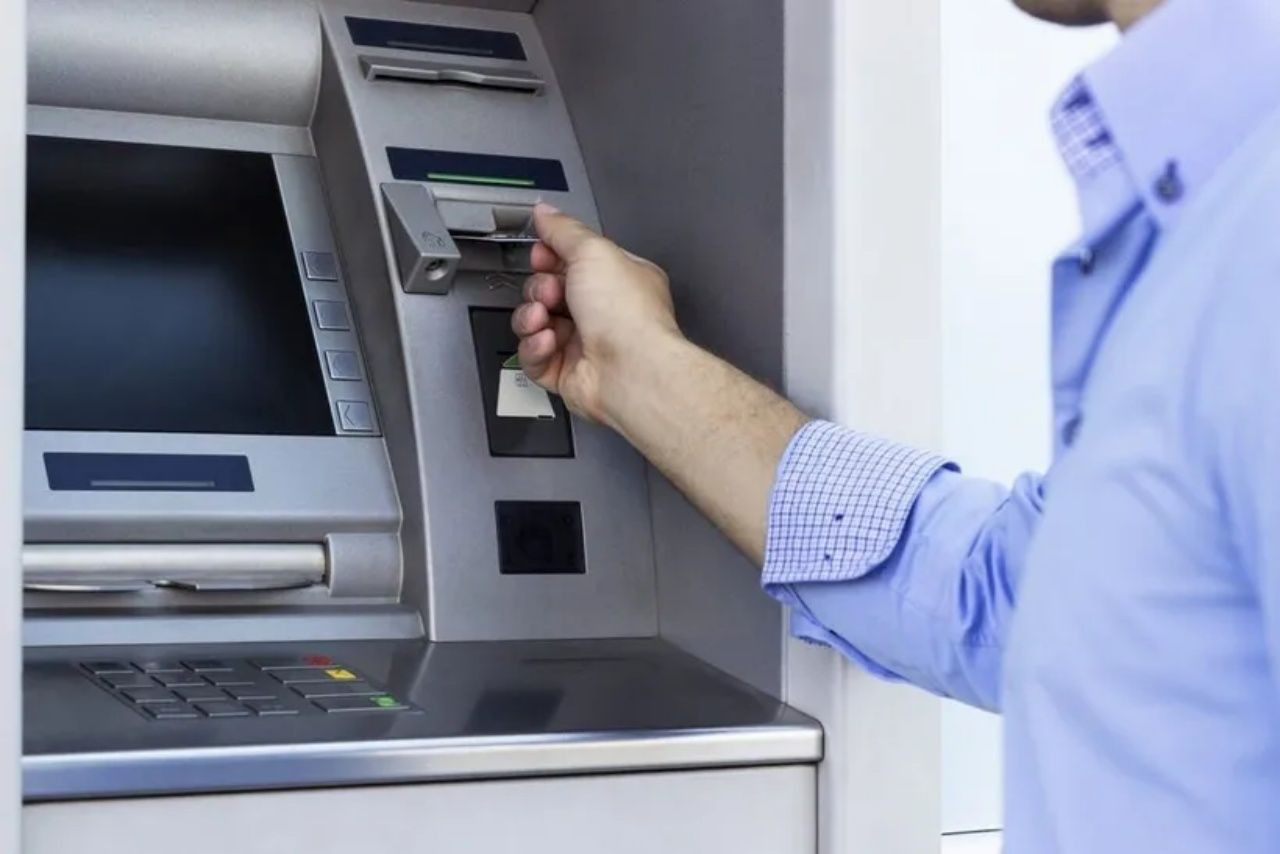 1 Ocak'tan itibaren başlıyor! ATM'ye kartını takan bu yazıyla karşılaşabilir - Sayfa 2