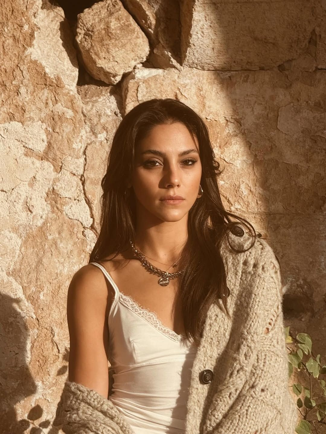 Dilin Döğer'e ölüm tehdidi şoku! Uzak Şehir'in Zerrin'i savcılığa koştu - Sayfa 1