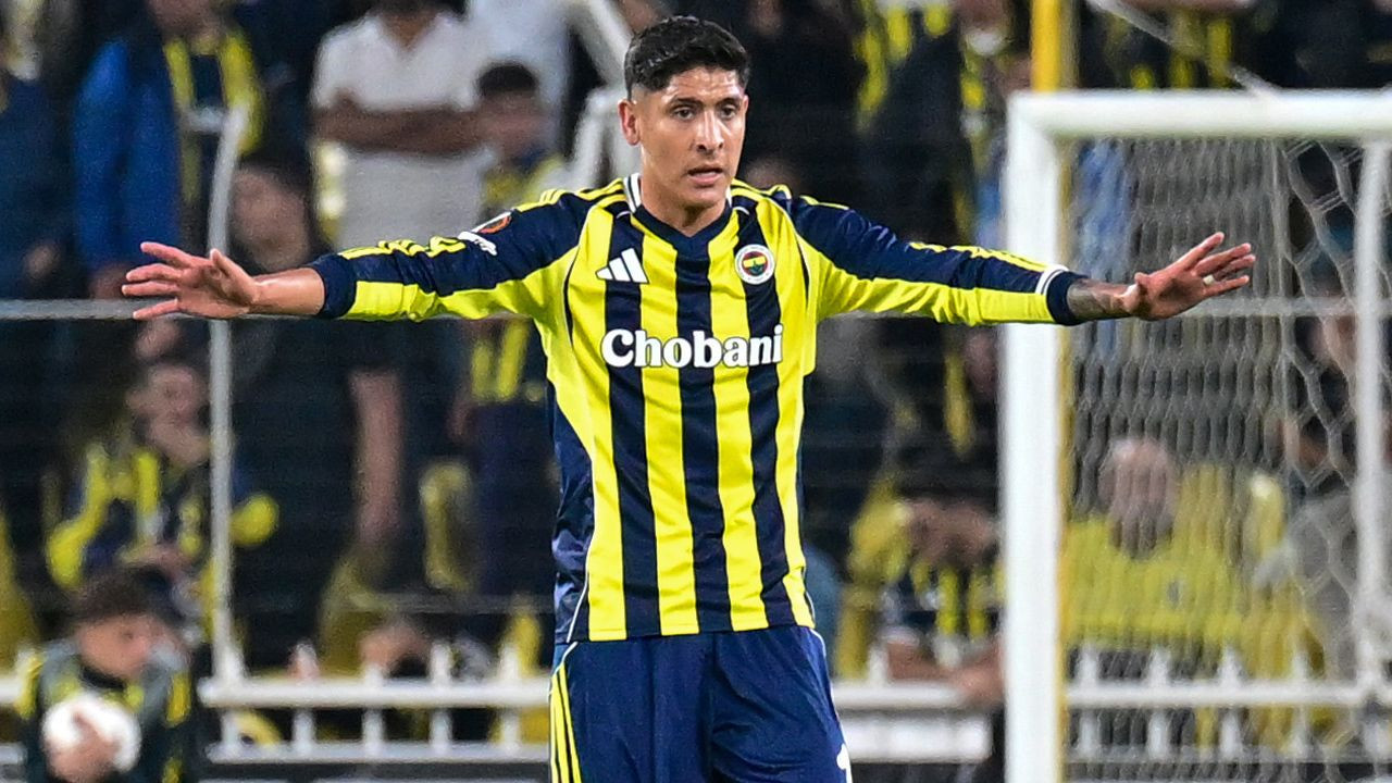 Fenerbahçe'nin derbi 11'i belli oldu! Domenico Tedesco Cimbom'u yıkacak forvetini seçti: Tek hedef galibiyet - Sayfa 10