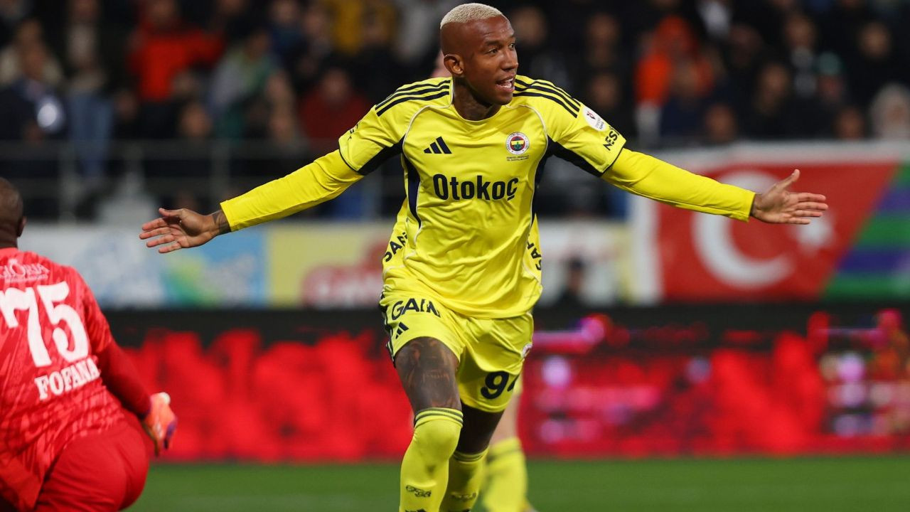 Fenerbahçe'nin derbi 11'i belli oldu! Domenico Tedesco Cimbom'u yıkacak forvetini seçti: Tek hedef galibiyet - Sayfa 2