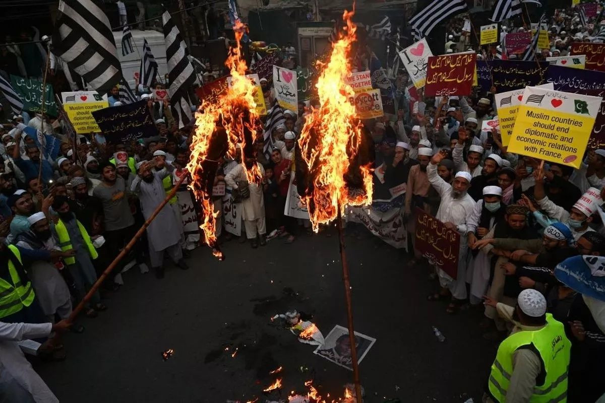 İdamı bekleyen 5 kadın! Karanlık dosyalar açıldı: ABD’den İran’a, Endonezya’dan Pakistan’a… İdam cezasına çarptırılan 5 kadının tüyler ürperten suçları! - Sayfa 6