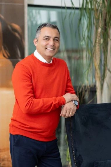 Baklava kutusundaki rüşvet skandalında hesap günü! Manavgat Belediye Başkan Yardımcısı Engin Tüter'den tansiyonu yükselten savunma: Şoförüme hediye olarak gönderdiler! - Sayfa 1