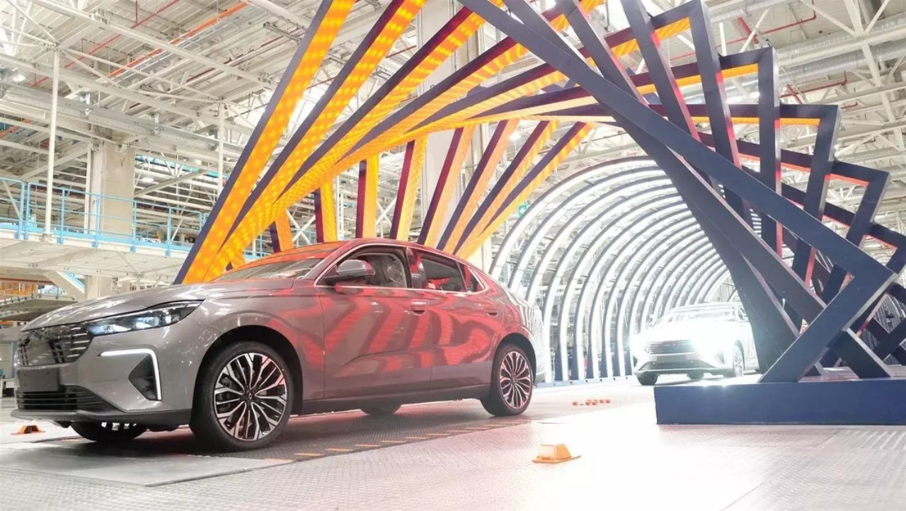 Togg'un yeni modeli üretim bandında görüntülendi! 0 Faizli 1 Milyon TL kredi kampanyası başladı - Sayfa 2