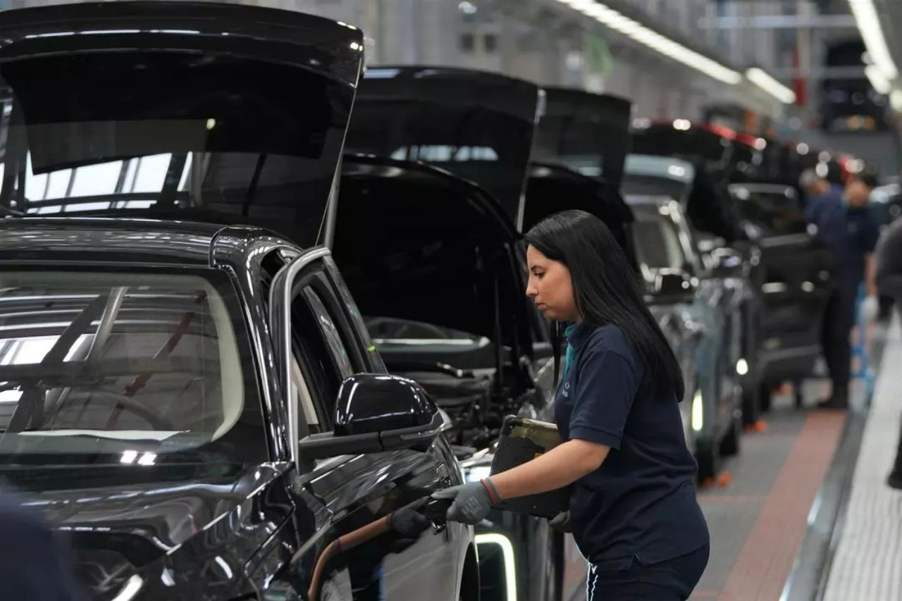 Togg'un yeni modeli üretim bandında görüntülendi! 0 Faizli 1 Milyon TL kredi kampanyası başladı - Sayfa 6