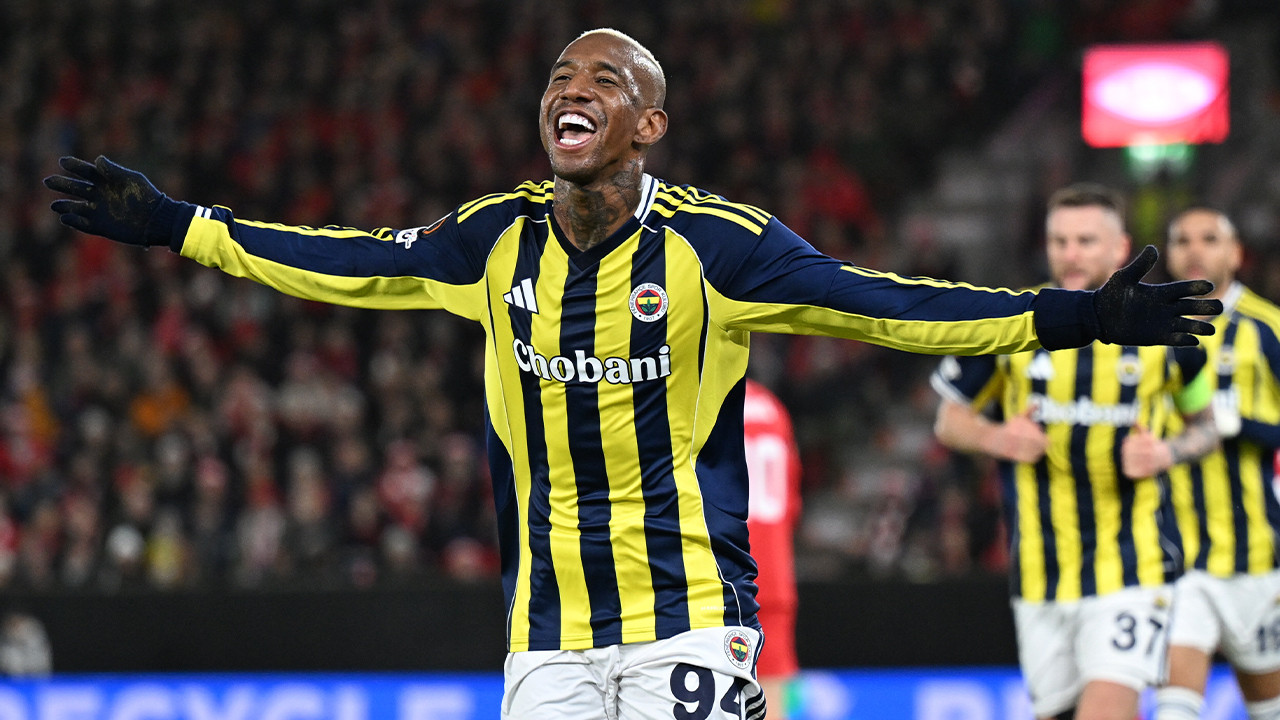 Anderson Talisca tarihe geçti