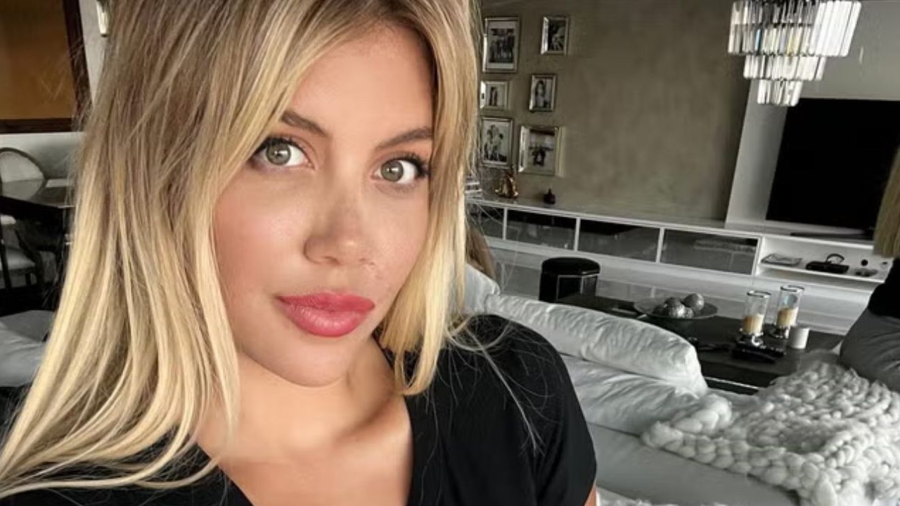 İcardi'nin eski eşi Wanda Nara Fenerbahçeli sevgili yaptı