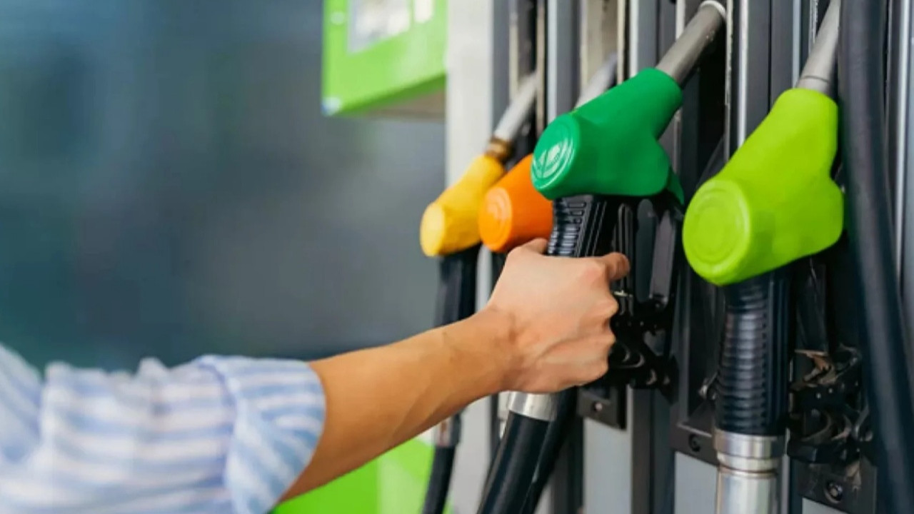 Petrolde sert yükseliş! Akaryakıta zam sinyali geldi