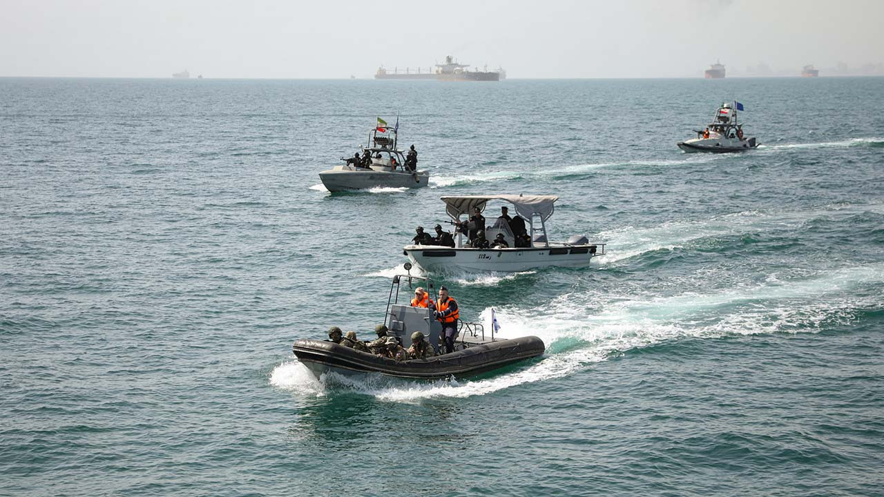 Trump'ın "saldırırız" tehdidine karşı İran ve Rusya'dan Umman Denizi ve Hint Okyanusu'nun kuzeyinde ortak askeri tatbikat