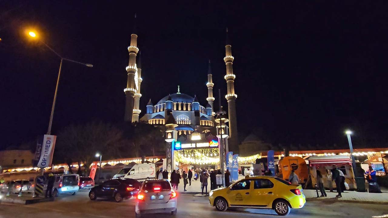 Ramazan Sokağı, Selimiye’nin gölgesinde kapılarını açtı