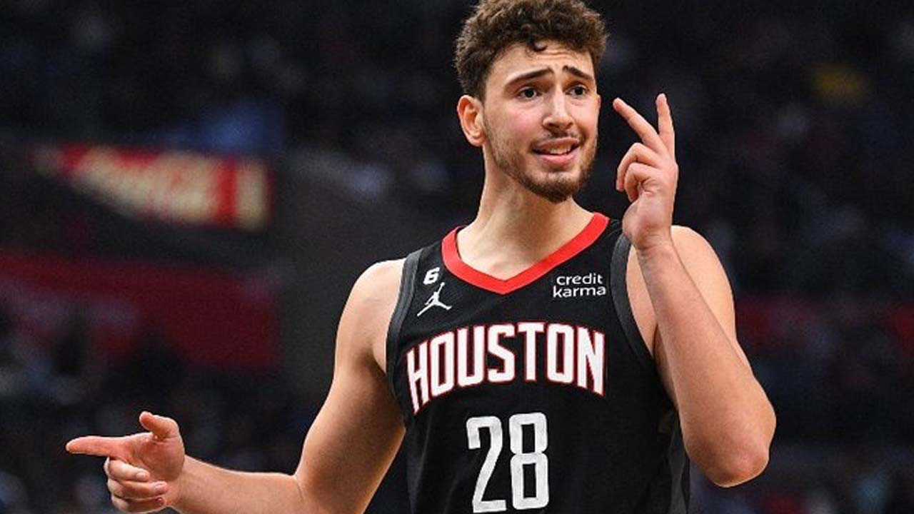 Alperen Şengün'ün double double'ı Houston'a yetmedi! Lakers seriyi 2-0 yaptı