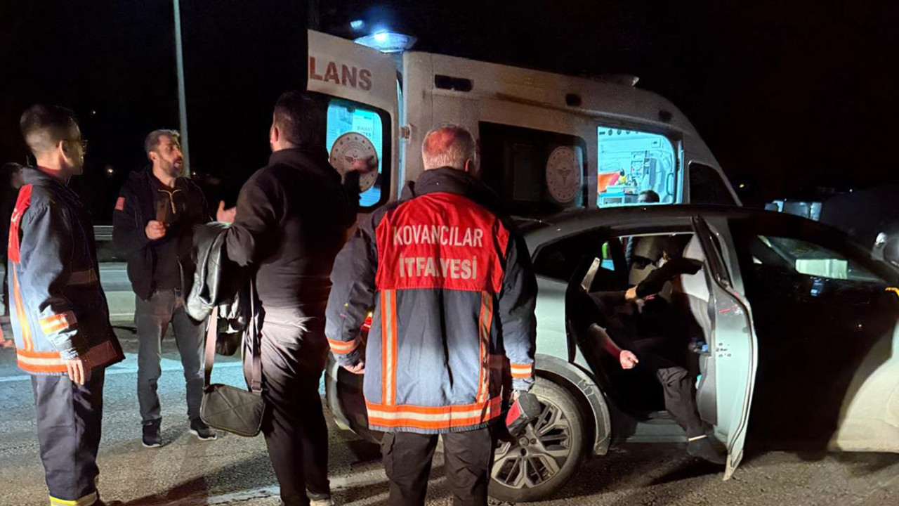 Elazığ’da iki otomobil çarpıştı: 7 yaralı