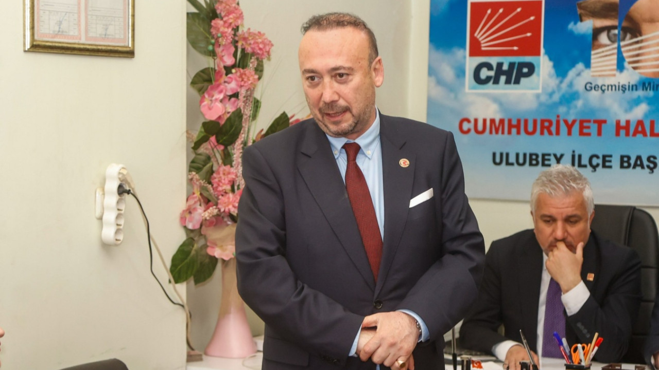 CHP’li Uşak Belediyesi’ne operasyon: Belediye Başkanı Özkan Yalım dahil 11 kişi gözaltına alındı