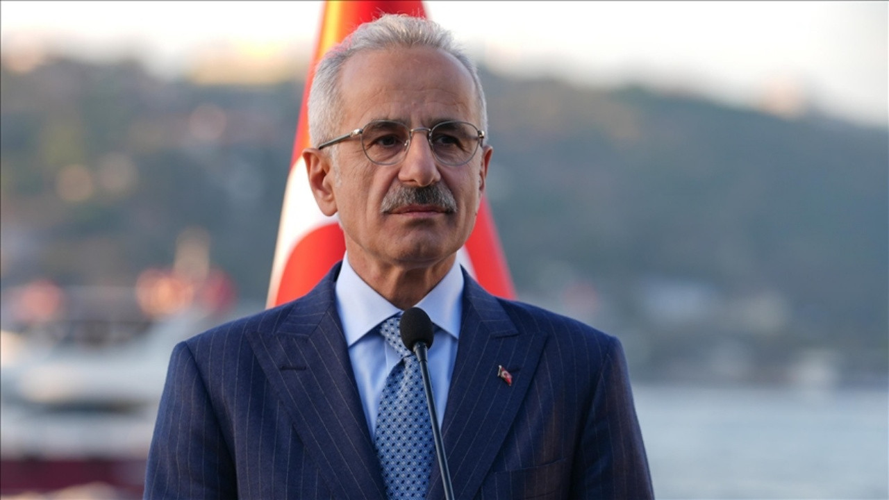 Bakan Uraloğlu açıkladı: Türk gemisi Ocean Thunder Hürmüz Boğazı’nı güvenle geçti