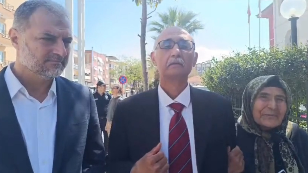 Atatürk'e hakaret iftirasıyla yargılanıyordu: Felsefe öğretmeni Ramazan hoca ilk duruşmada beraat etti