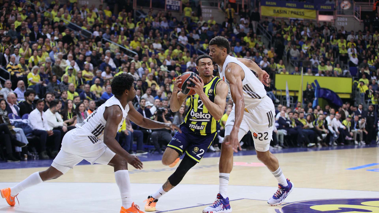 Fenerbahçe Beko kan kaybını durduramıyor: Real Madrid engelini de geçemedi, Euroleague'de evine mağlubiyetle veda etti