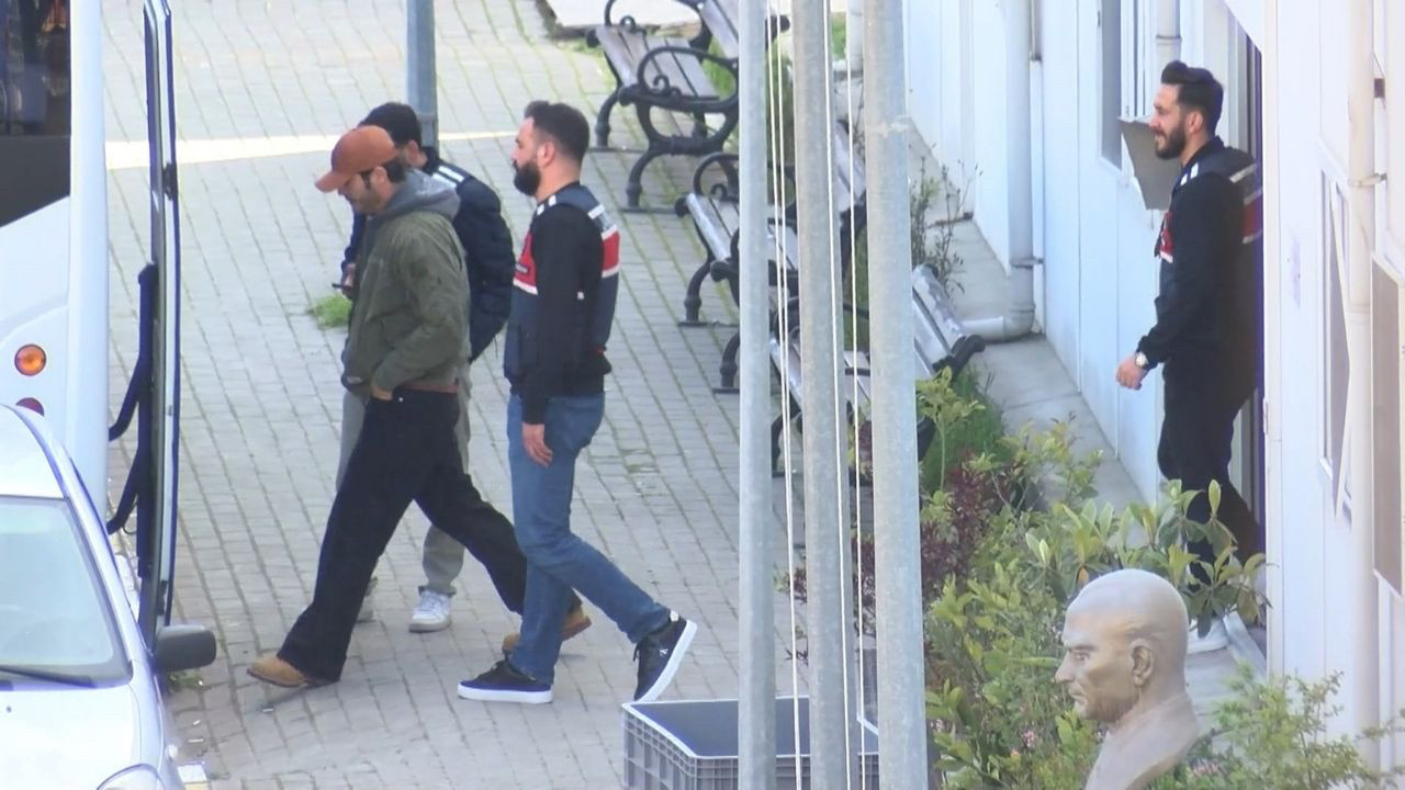 Ünlülere uyuşturucu operasyonu! Burak Deniz, Emircan İğrek ve 3 kişi adliyeye sevk edildi