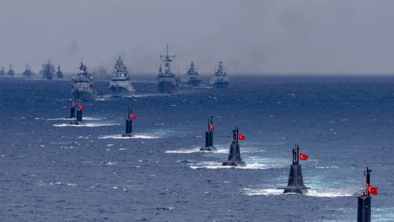 Türk donanması üç denizde tarih yazıyor! İsrail basını şokta: Türkiye küresel bir deniz gücüne dönüştü!