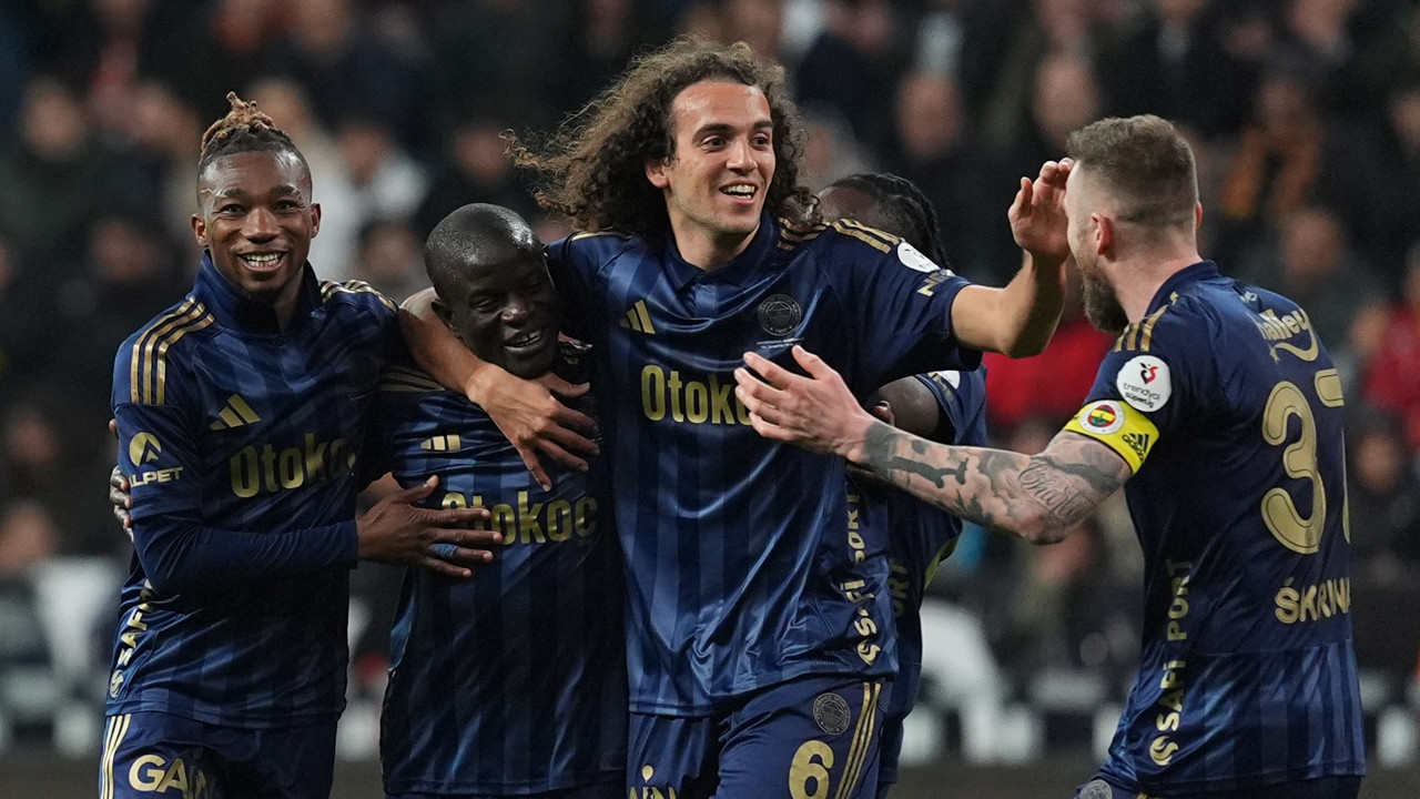 Fenerbahçe'de derbi öncesi kart alarmı! 7 futbolcu sınırda