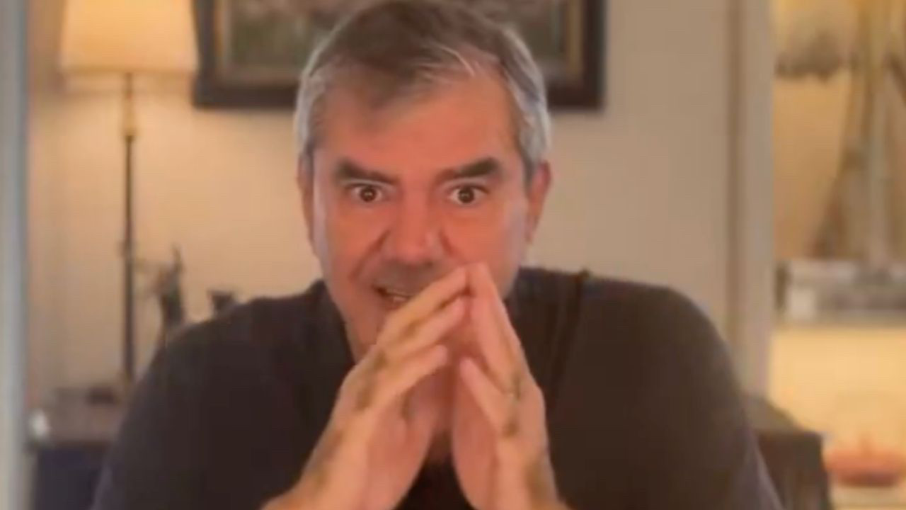 Yılmaz Özdil CHP'li bir siyasetçinin kendisine teklifte bulunduğunu açıkladı: 