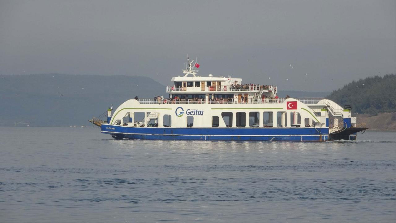 Güney Marmara-Adalar hattında feribot seferlerine hava engeli