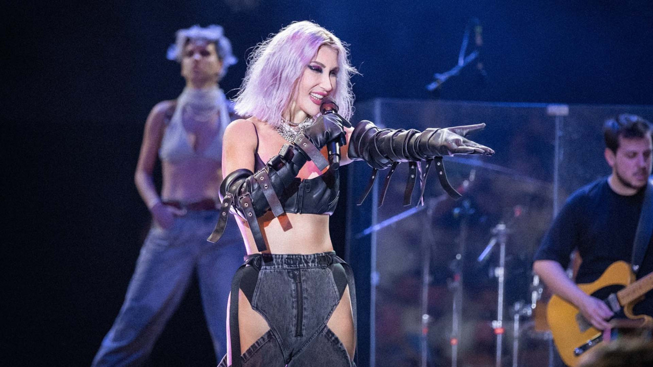 Cumhurbaşkanı'na hakaret ile suçlanıyordu: Şarkıcı Hande Yener'in ifadesi ortaya çıktı