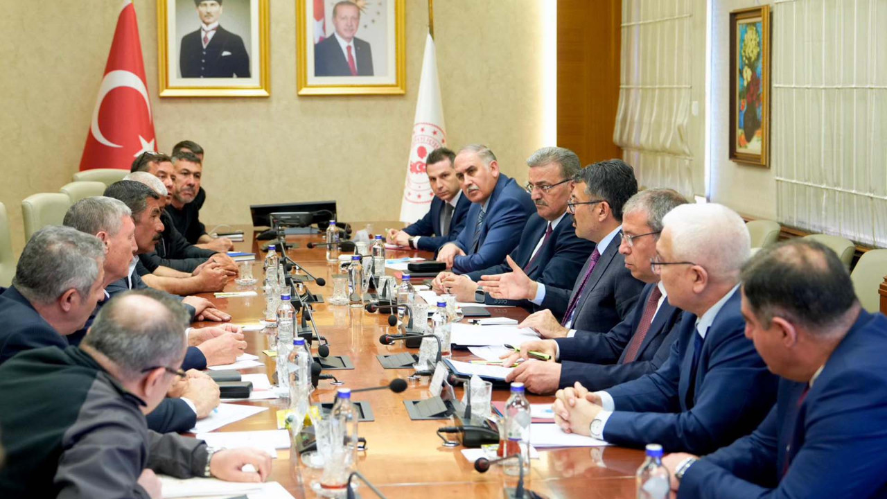 Bakanlık devreye girdi anlaşma sağlandı: Madencilerin Ankara'da 9 günlük açlık grevi sona erdi