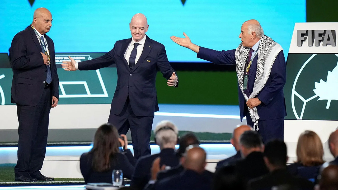 Filistin Futbol Federasyonu Başkanı, İsrailli başkanın elini sıkmadı