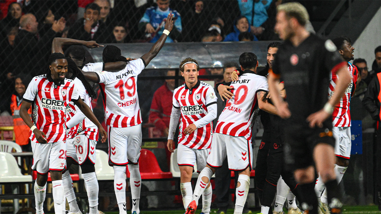 Galatasaray deplasmanlarda kayıp! 4. mağlubiyet...