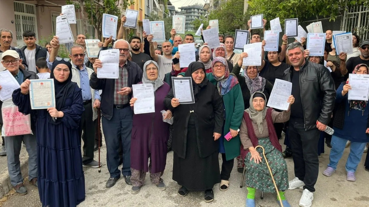 Kağıt üstünde bahçe, gerçekte 40 yıllık yuva: Bornova'da "şeftali bahçesi" isyanı! 300 hanelik mahalle rant kıskacında