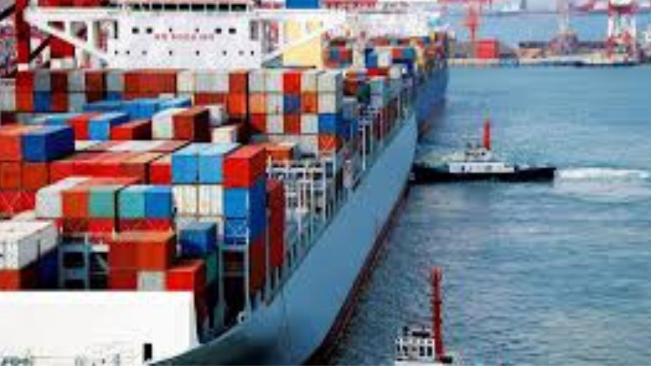 Dış ticaret açığı Ocak-Nisan döneminde %7,3 arttı