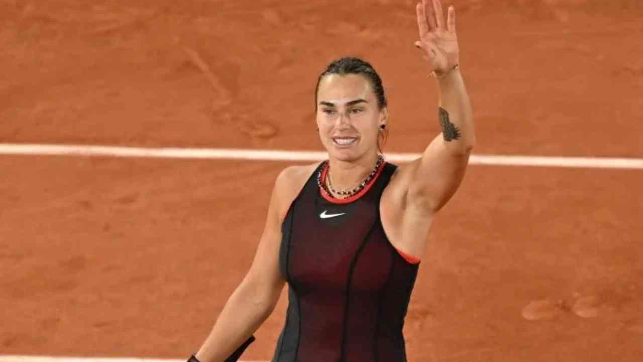 Dünya 1 numarası Aryna Sabalenka çeyrek finale yükseldi