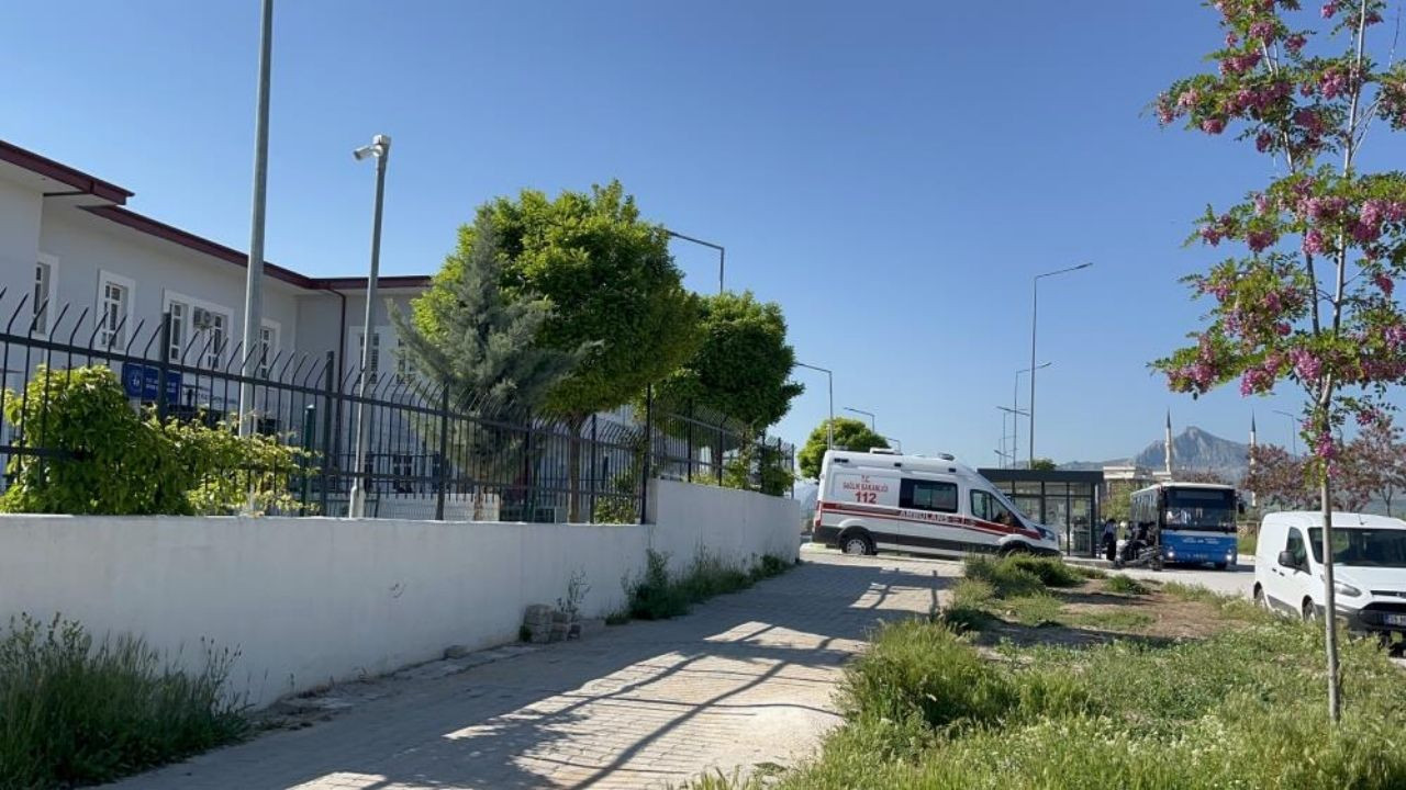 Üniversite öğrencisi yurdun 6'ncı katından düşerek hayatını kaybetti