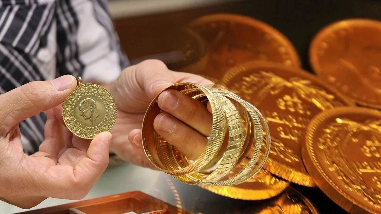 Altın almaya hazırlananlar dikkat! Ünlü ekonomist tarih verd