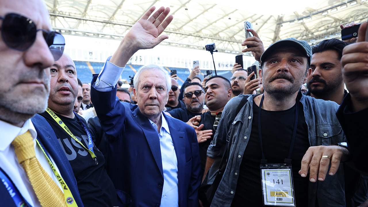 Aziz Yıldırım yeniden Fenerbahçe başkanı oldu