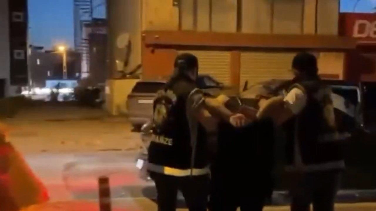Can Polat cinayeti! Silahlarıyla yakalanan şüpheliler adliye