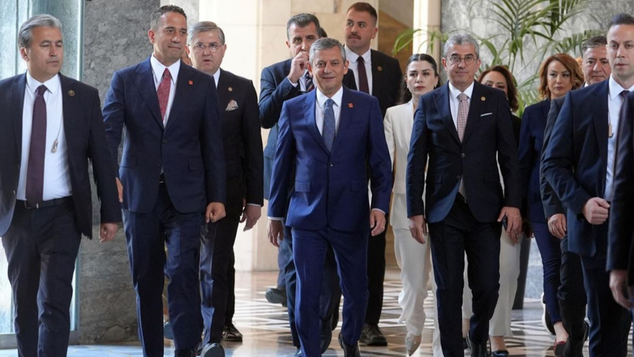 Özgür Özel için yolun sonu göründü! Yeni parti planı ve tari