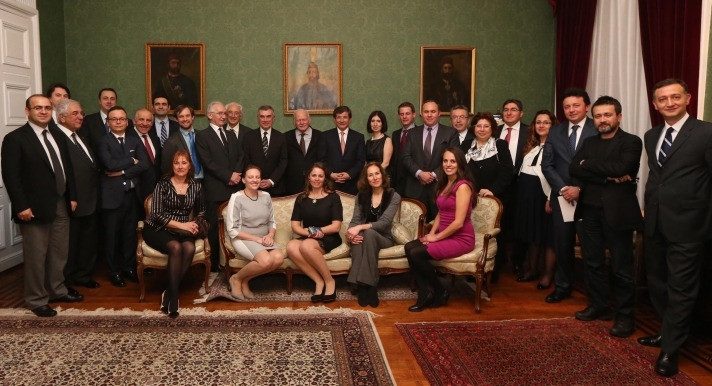 Osmanlı hanedanının bilinmeyen yönleri... - Sayfa 5